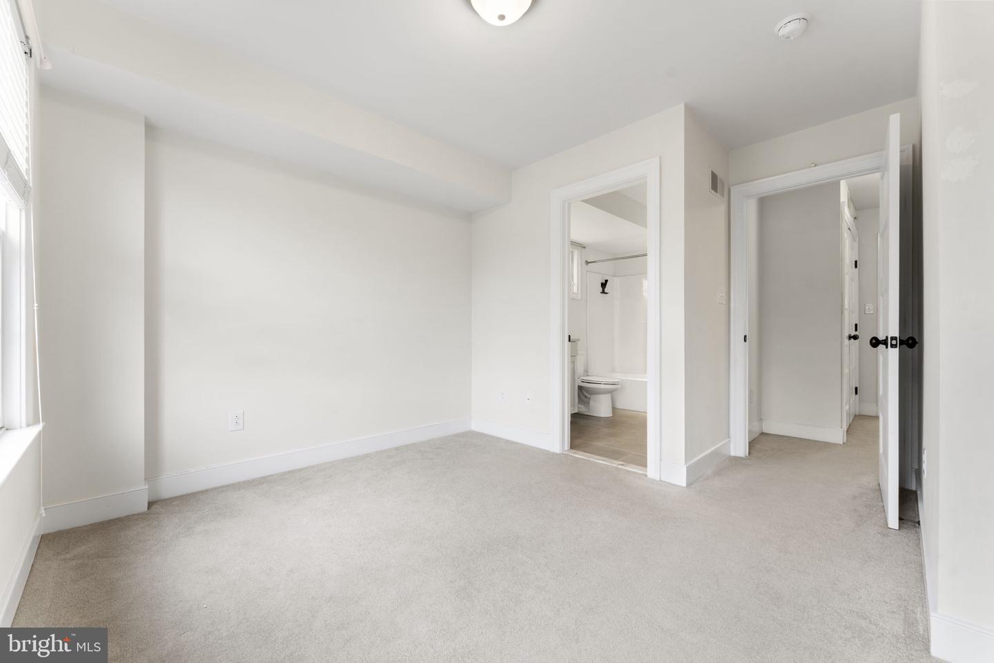 634 D St Property Photo 24