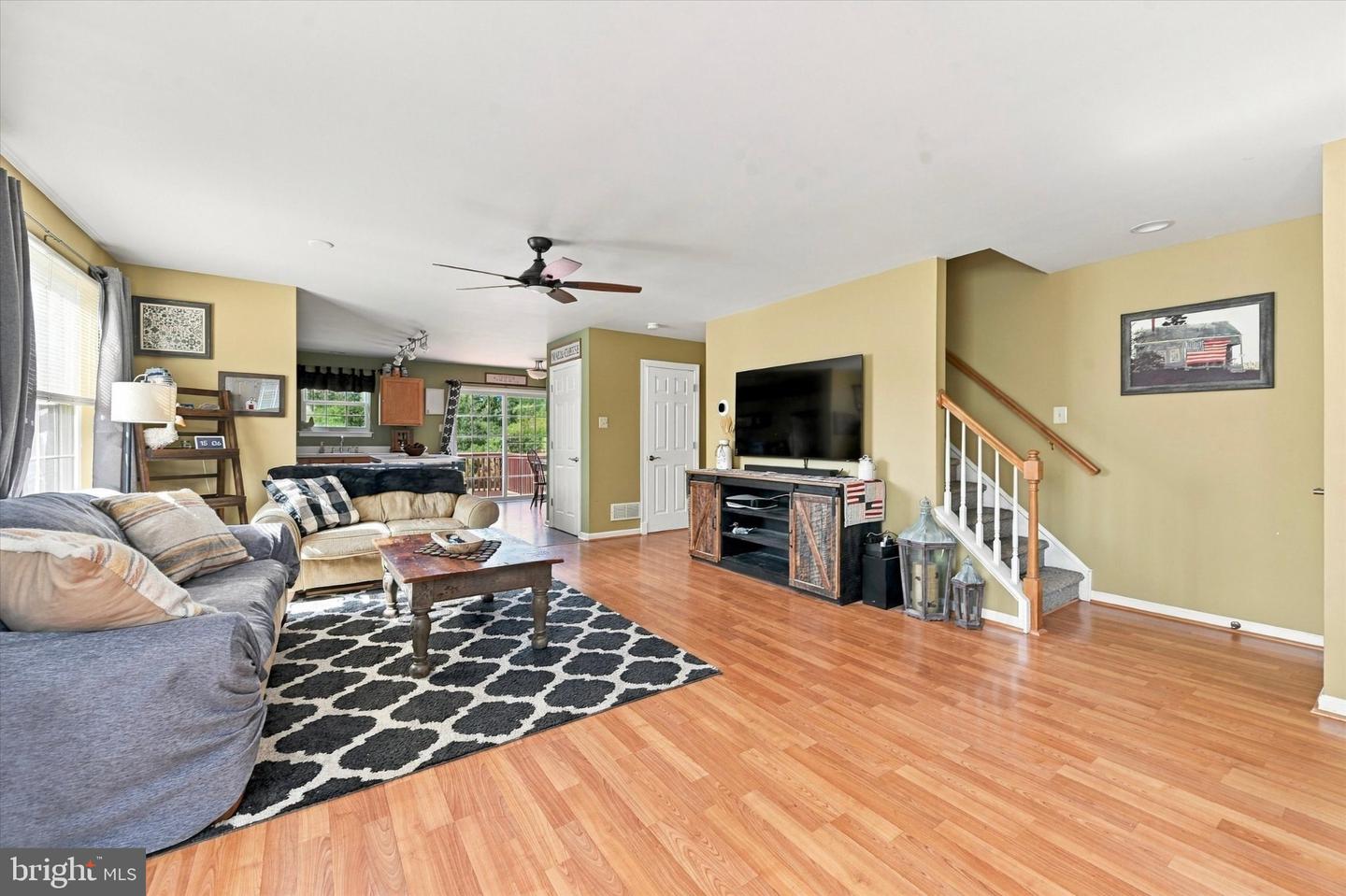 16 Marc Dr Property Photo 5