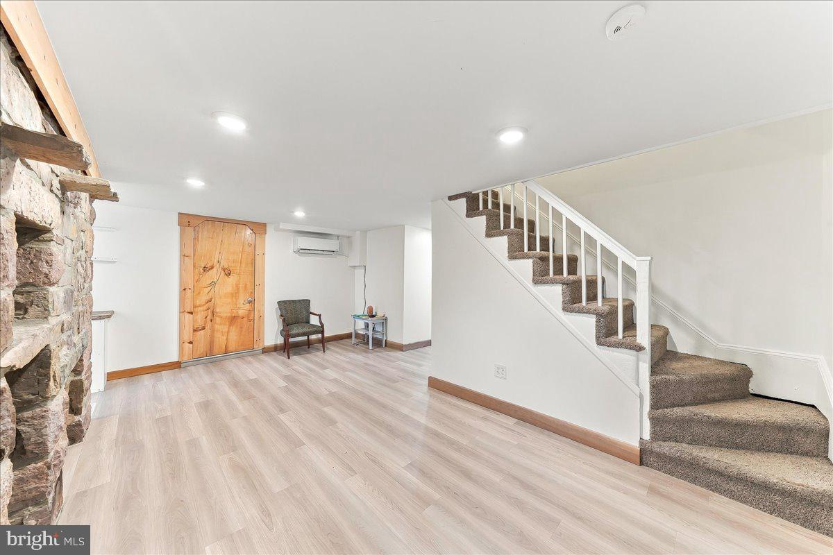 238 Brown St Property Photo 31