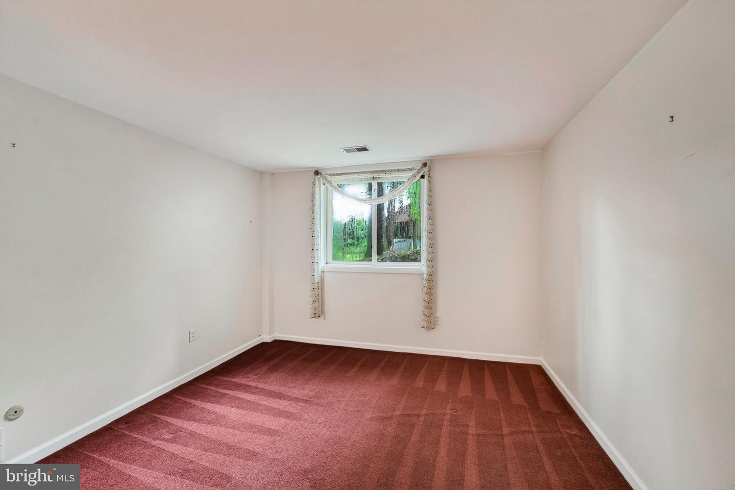 502 Saint Annes Lane Property Photo 46