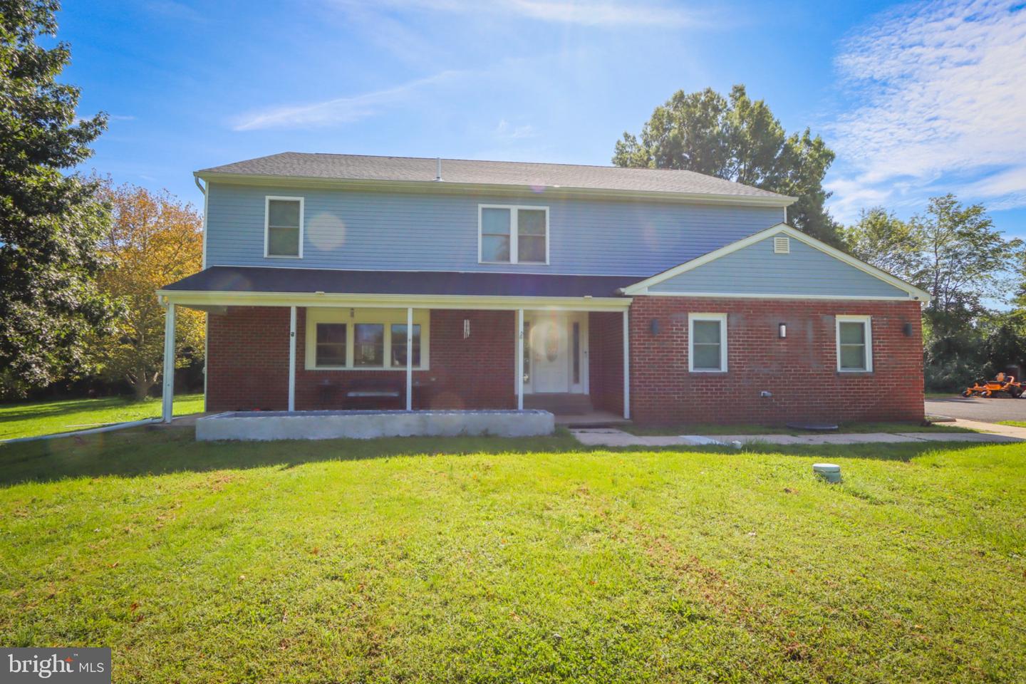 279 Schoolhouse Rd Property Photo 1