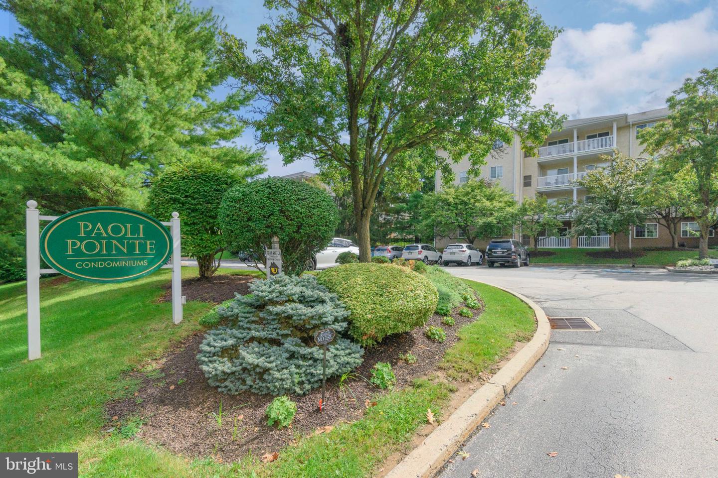 225 Paoli Pointe Dr #225-u Property Photo 1