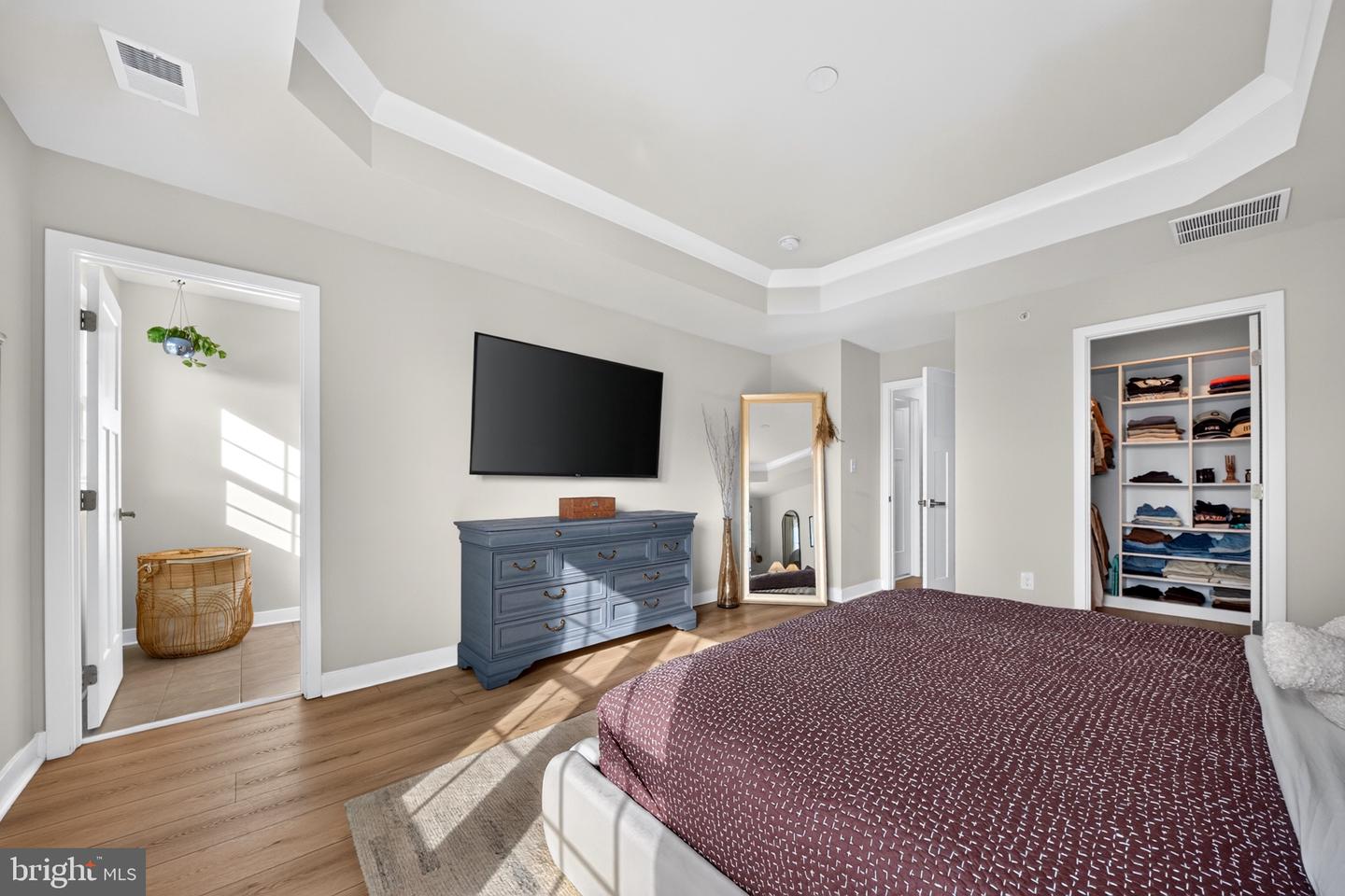 424 E Barnard St Property Photo 17