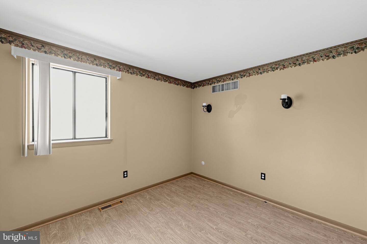 301 S Concord Rd Property Photo 24