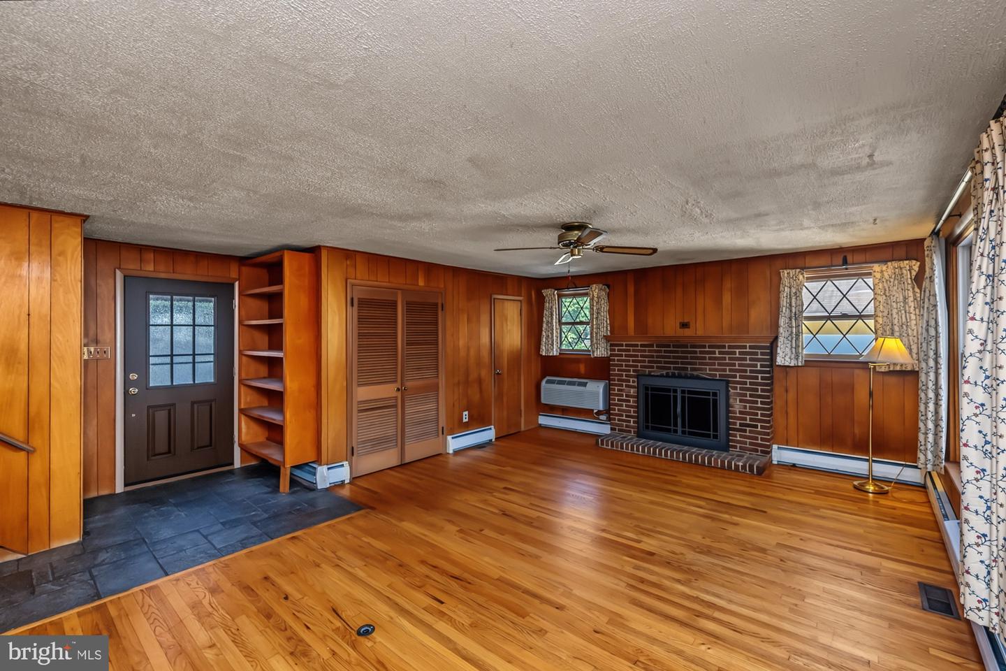 507 Price St Property Photo 22