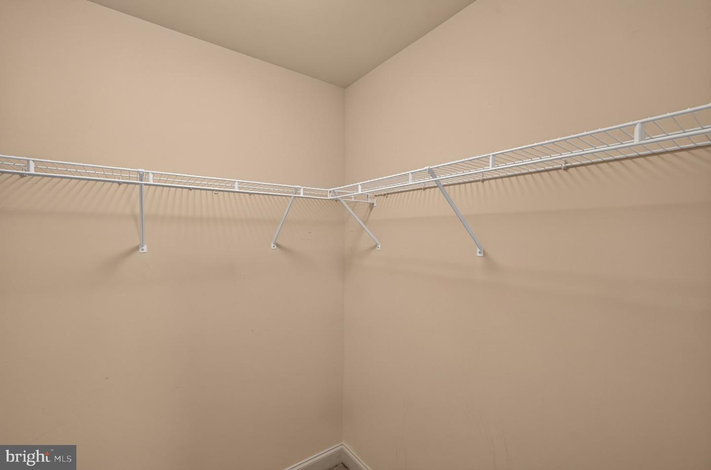 405 Vineyard Ln Property Photo 35