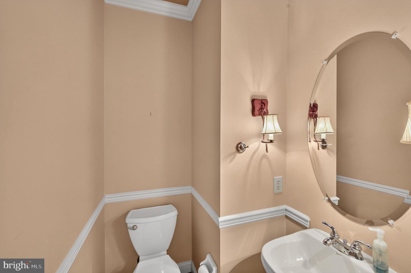 405 Vineyard Ln Property Photo 36