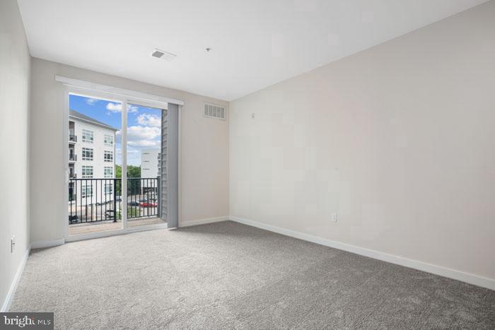 131 Bridge St #2402 Property Photo 86