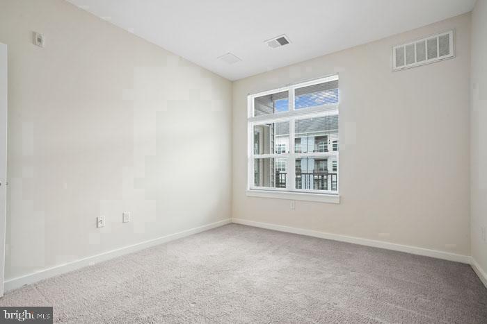 131 Bridge St #2402 Property Photo 100