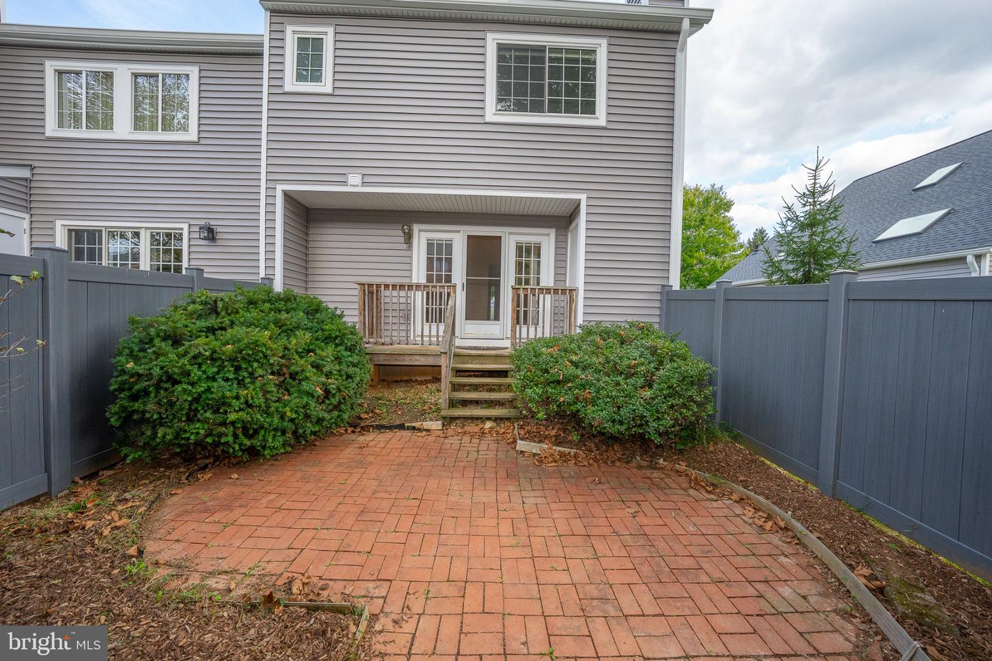 PACT2136604 Property Photo 5