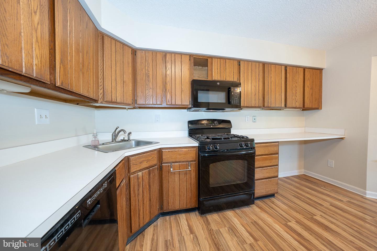PACT2136604 Property Photo 10