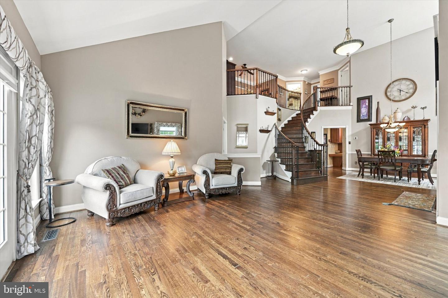 20 Oakbrook Ct Property Photo 6