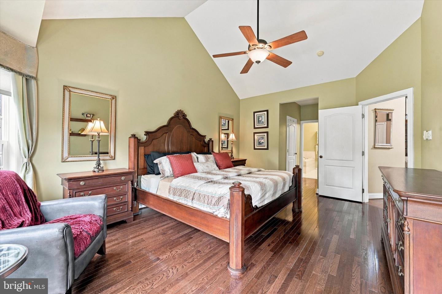 20 Oakbrook Ct Property Photo 19