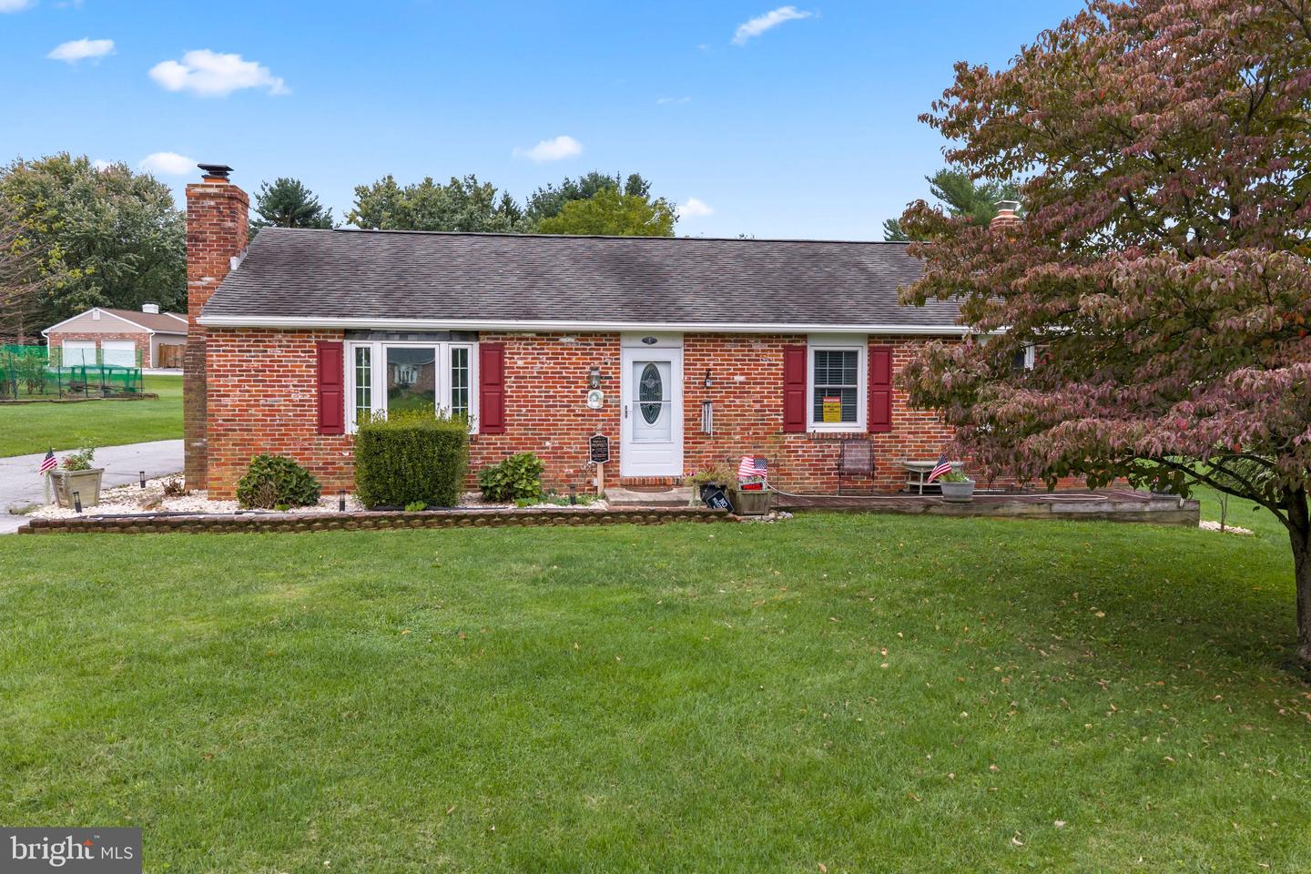 7 Graces Dr Property Photo 2