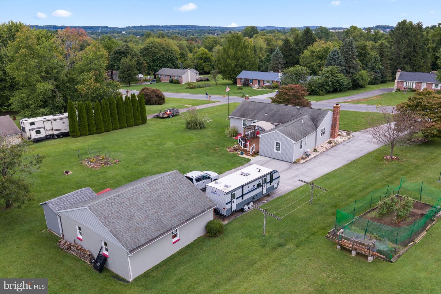 7 Graces Dr Property Photo 5
