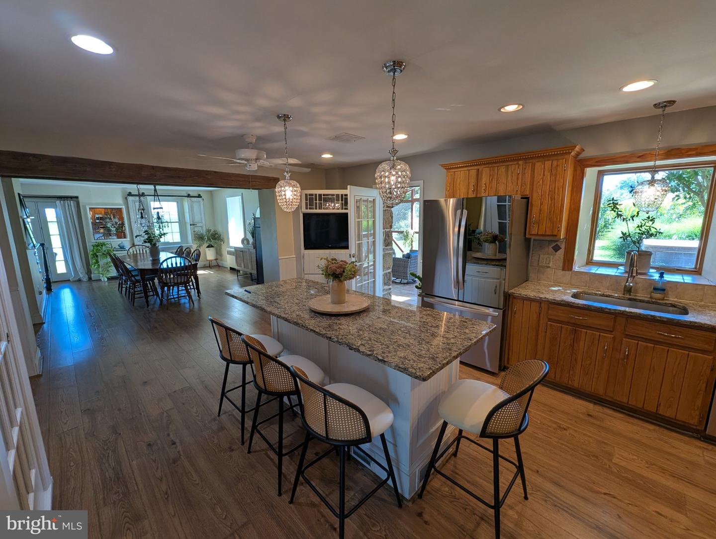 68 Seven Stars Rd Property Photo 6