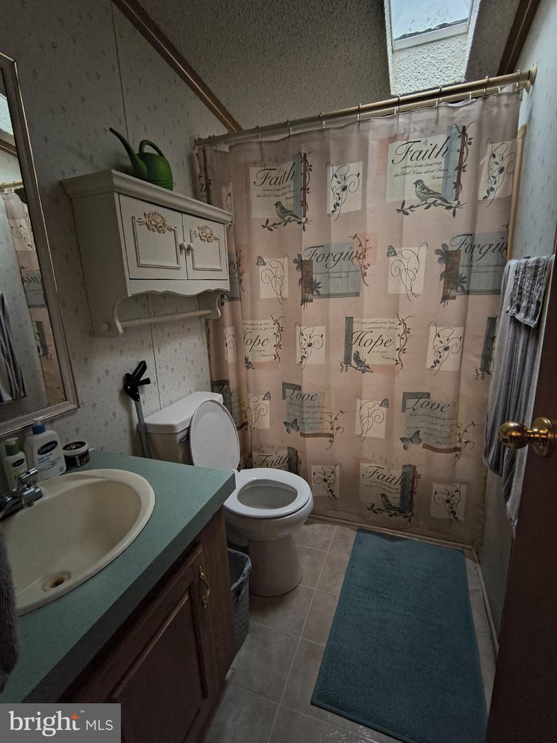 7 Hilltop Dr Property Photo 16