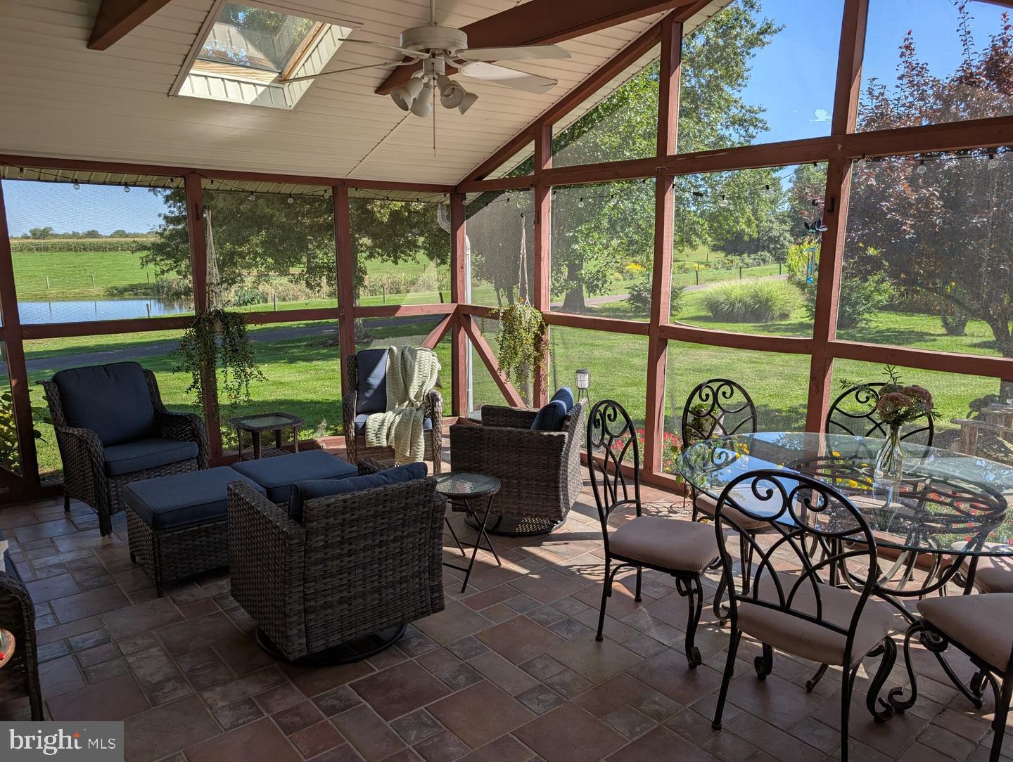 68 Seven Stars Rd Property Photo 11
