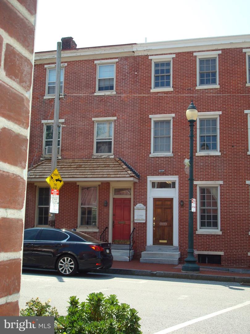 134 N Church St Property Photo 1