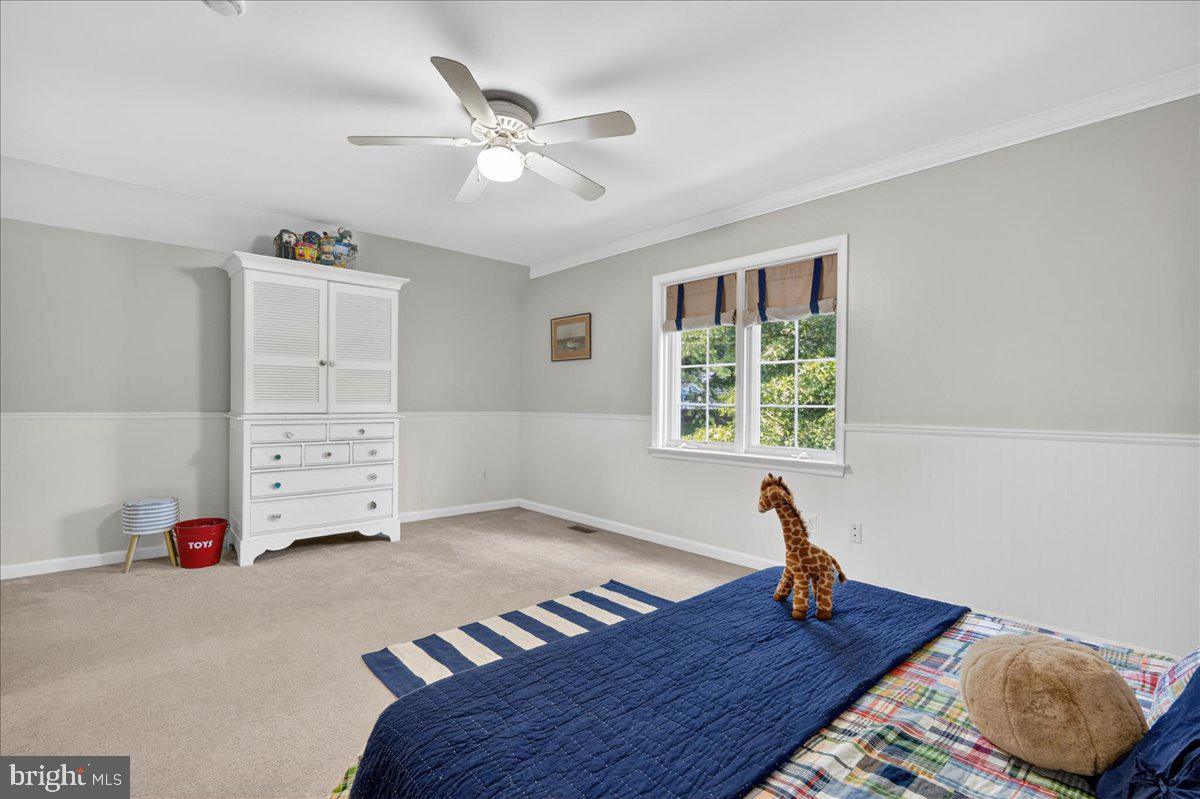 435 Fairmont Dr Property Photo 38