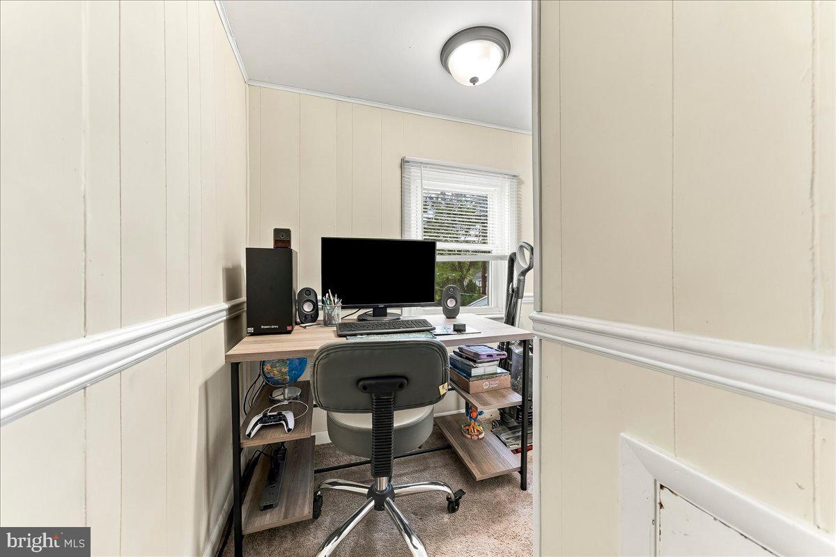 216 Grant St Property Photo 17