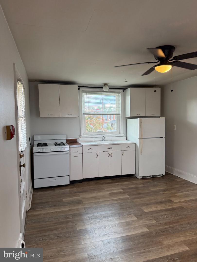 424 S Matlack St #apt 2 Property Photo 5