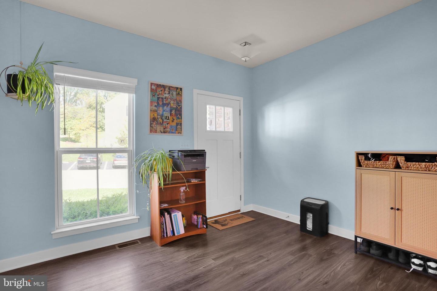 1401 Berry Dr Property Photo 6