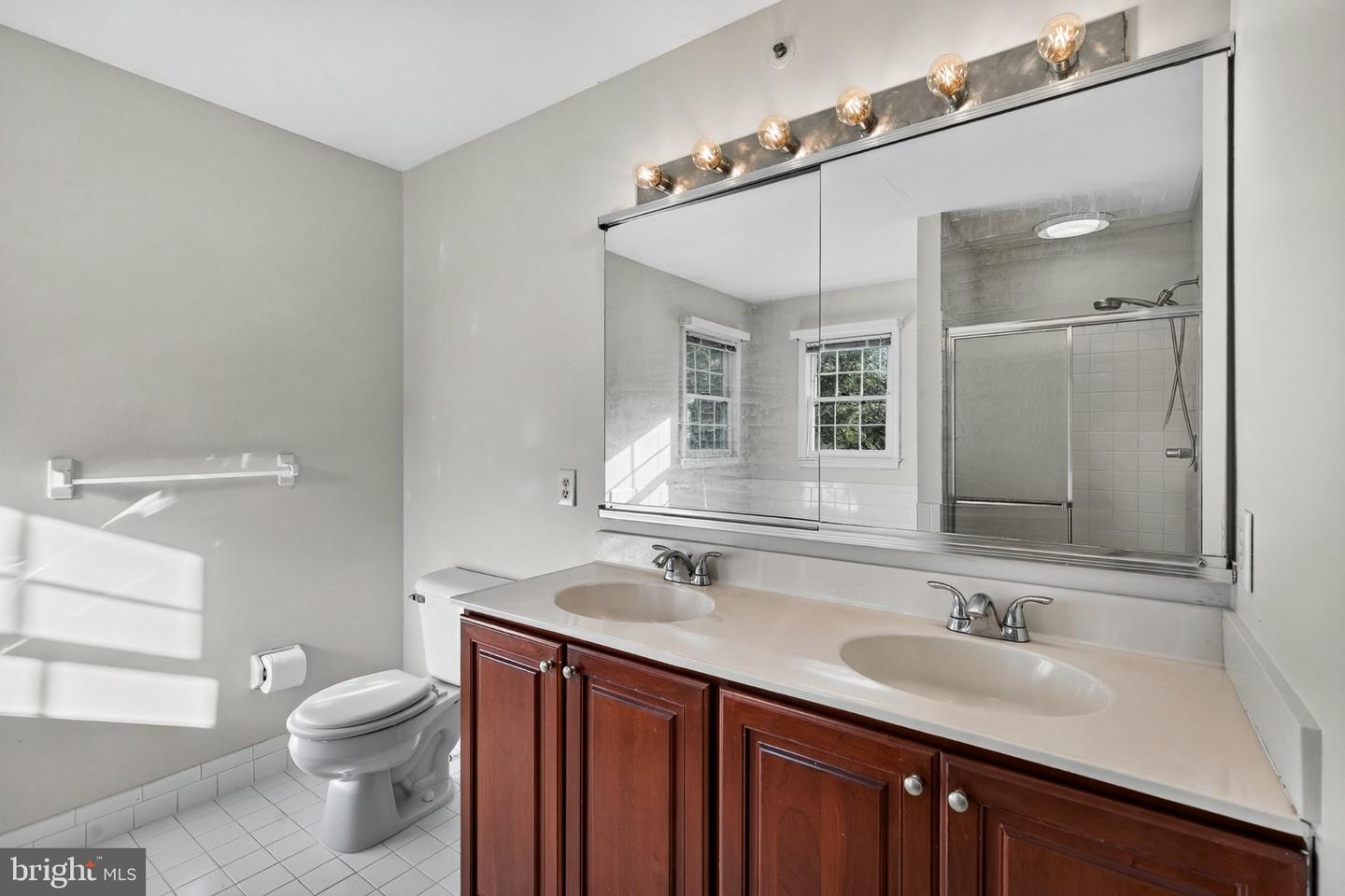 810 Thicket Ct Property Photo 35