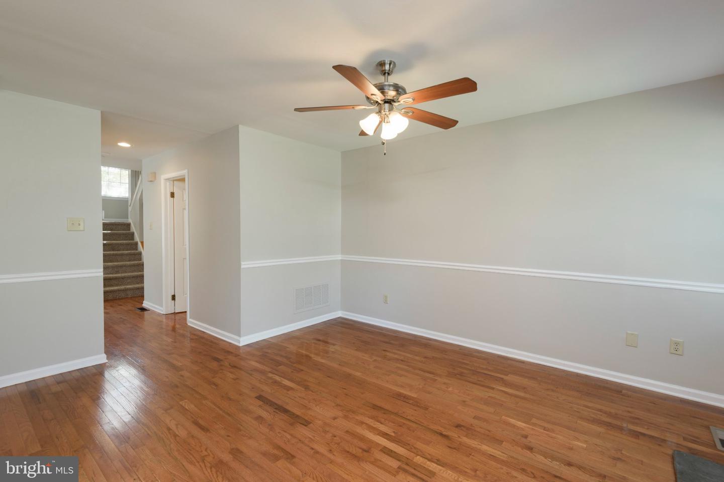 1445 Aspen Ct Property Photo 6