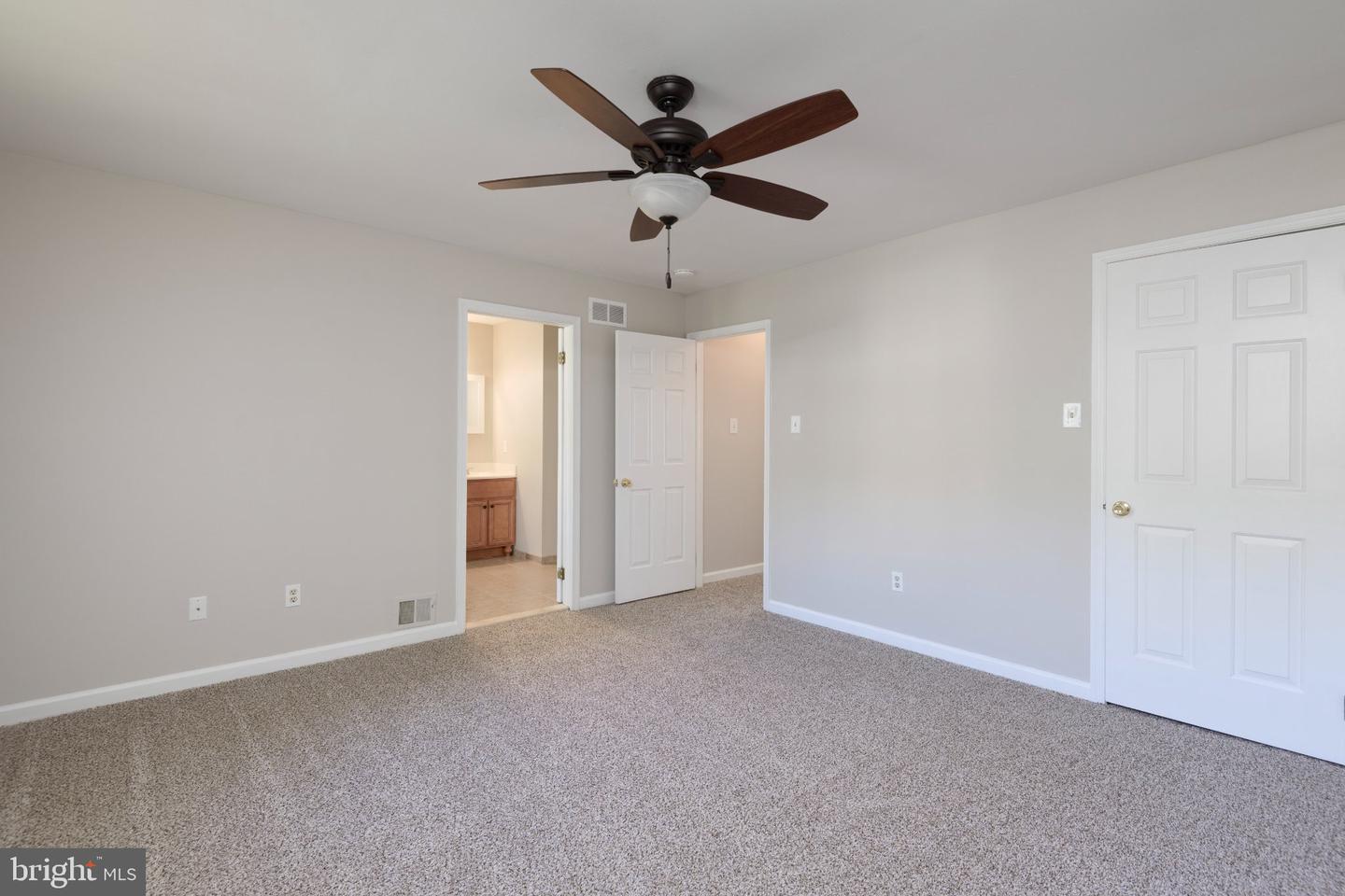 1445 Aspen Ct Property Photo 14