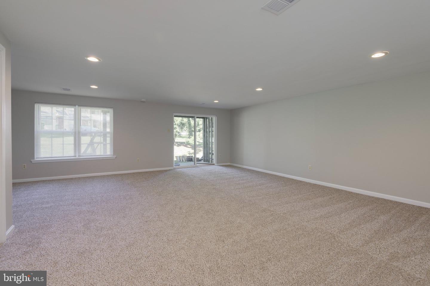 1445 Aspen Ct Property Photo 22