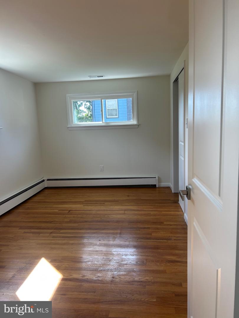960 N Walnut St Property Photo 19
