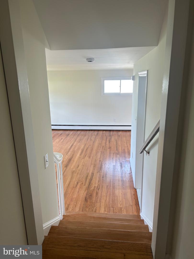 960 N Walnut St Property Photo 25
