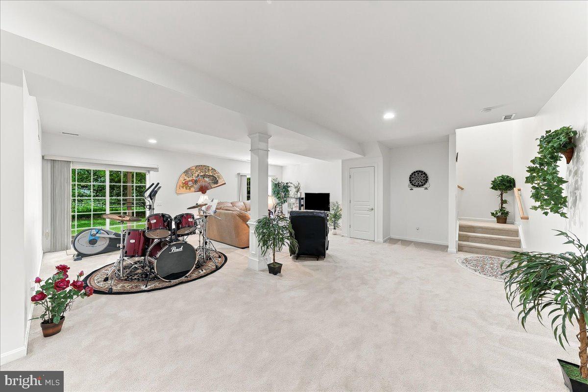 8 Ridings Way Property Photo 34