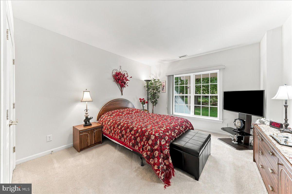8 Ridings Way Property Photo 36