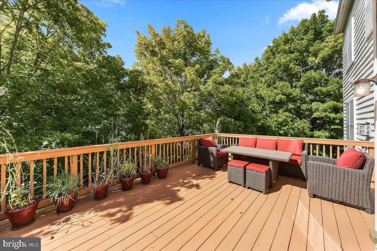 8 Ridings Way Property Photo 37