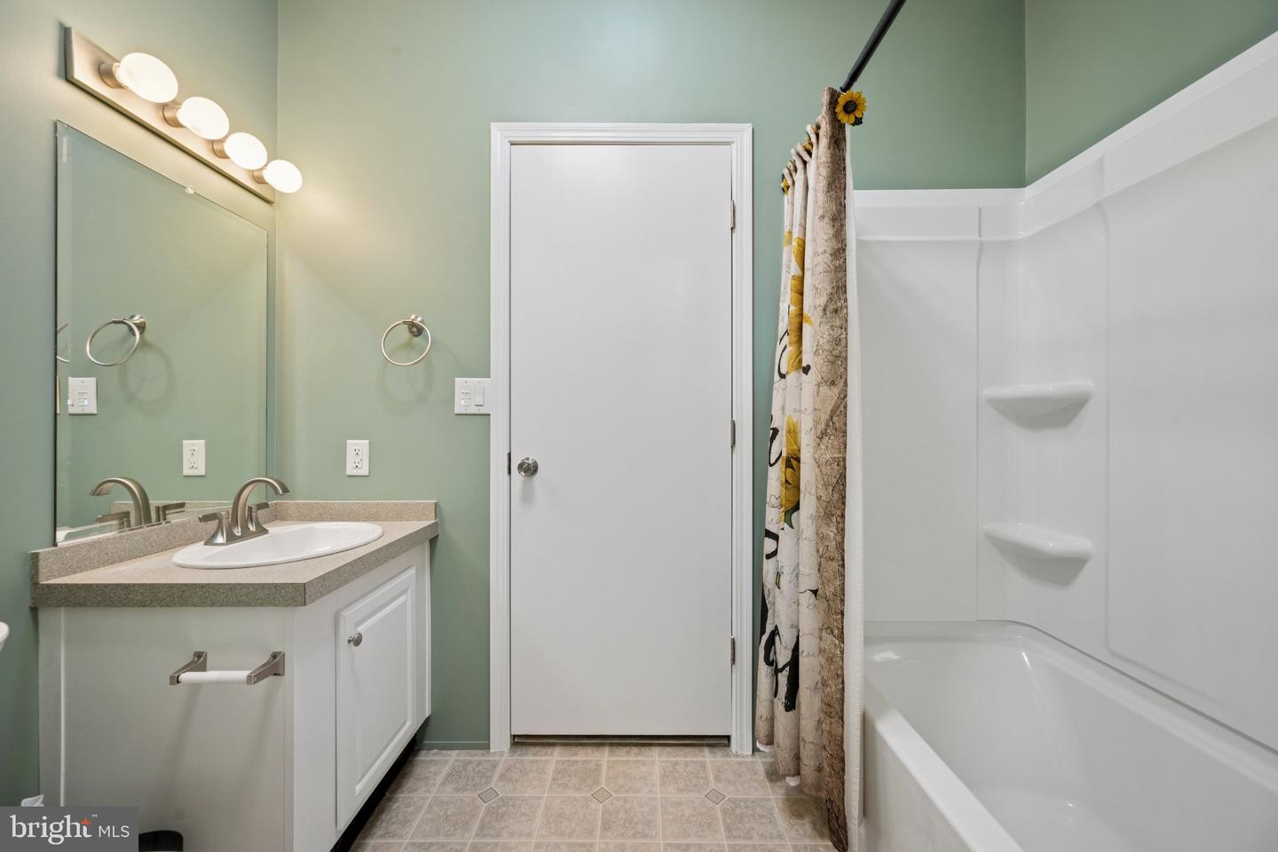 61 Glen Roy Rd Property Photo 21