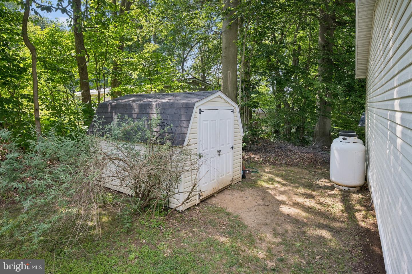 61 Glen Roy Rd Property Photo 25