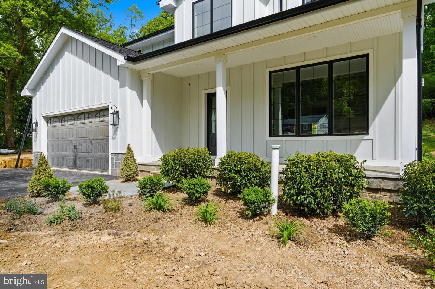 77 Spring Rd Property Photo 12