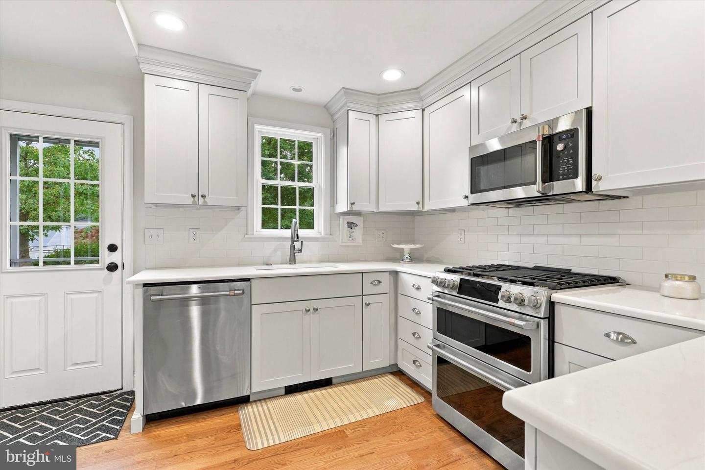 32 Moreland Rd Property Photo 8