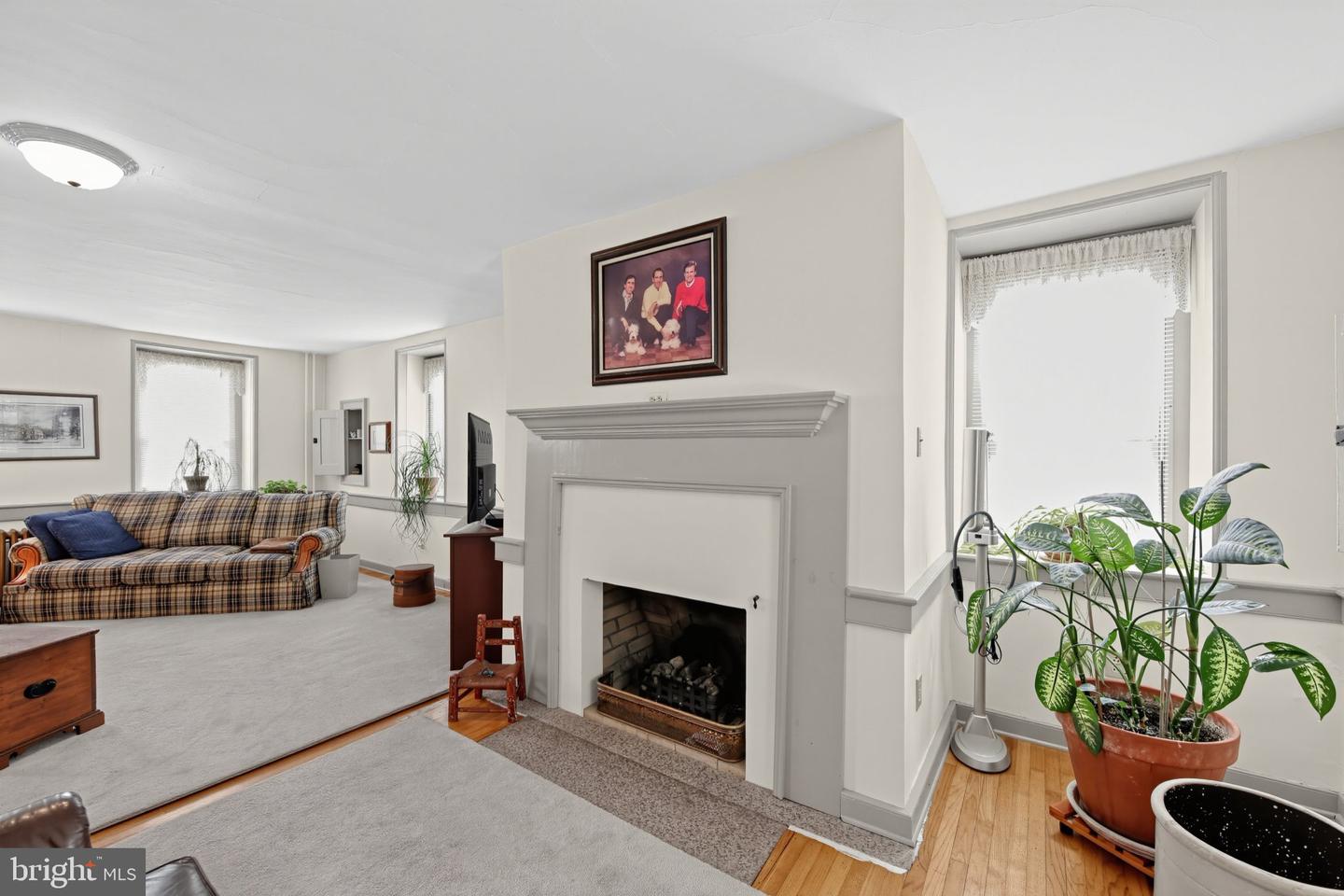 827 Cobb Hill Ln Property Photo 22