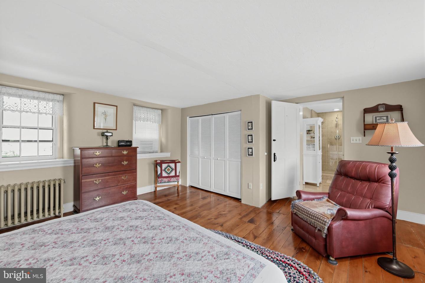 827 Cobb Hill Ln Property Photo 26