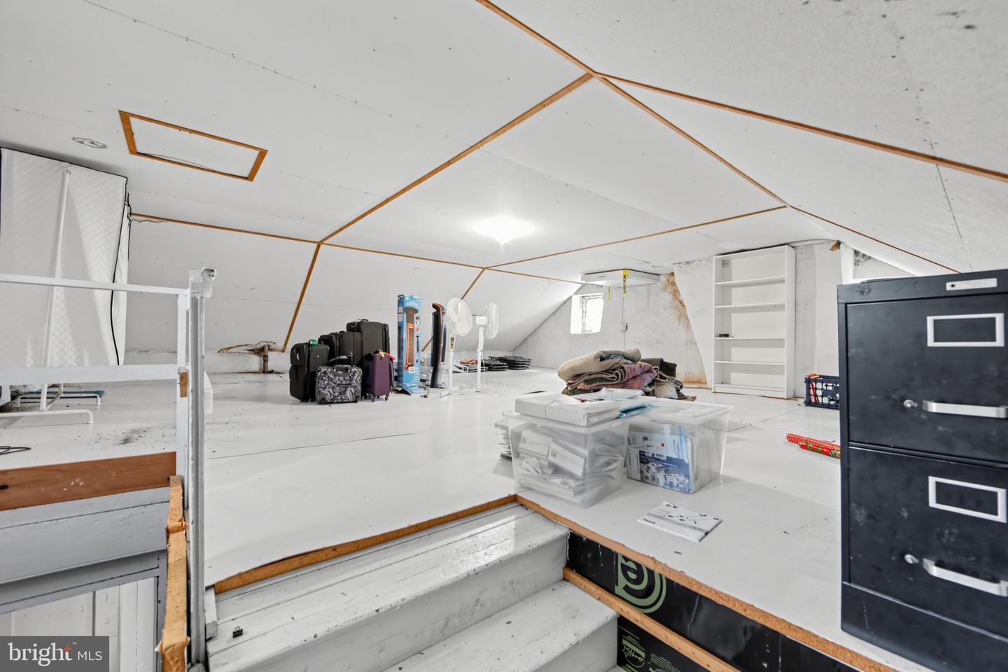 827 Cobb Hill Ln Property Photo 45