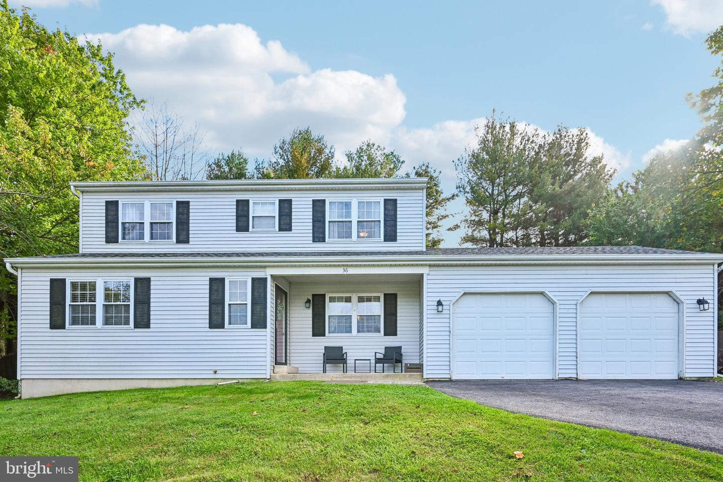 36 LAMBERTS LN Property Photo 1