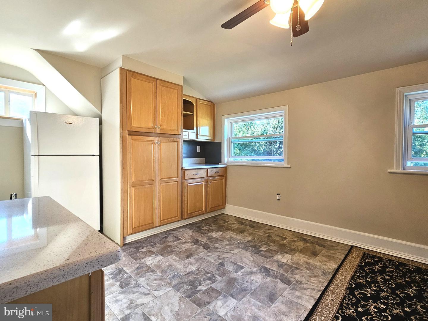 1327 Blackhorse Hill Rd Property Photo 3