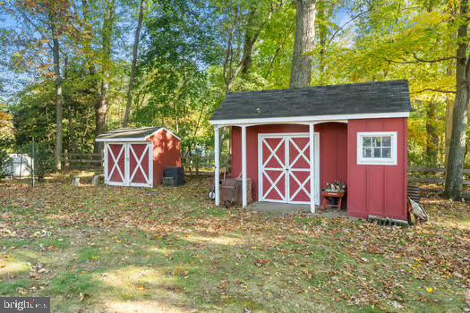 3 Oak Tree Ln Property Photo 26