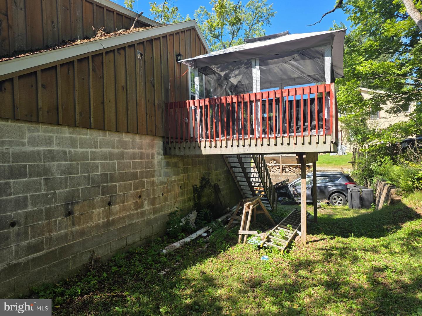153 E Pothouse Rd E Property Photo 4