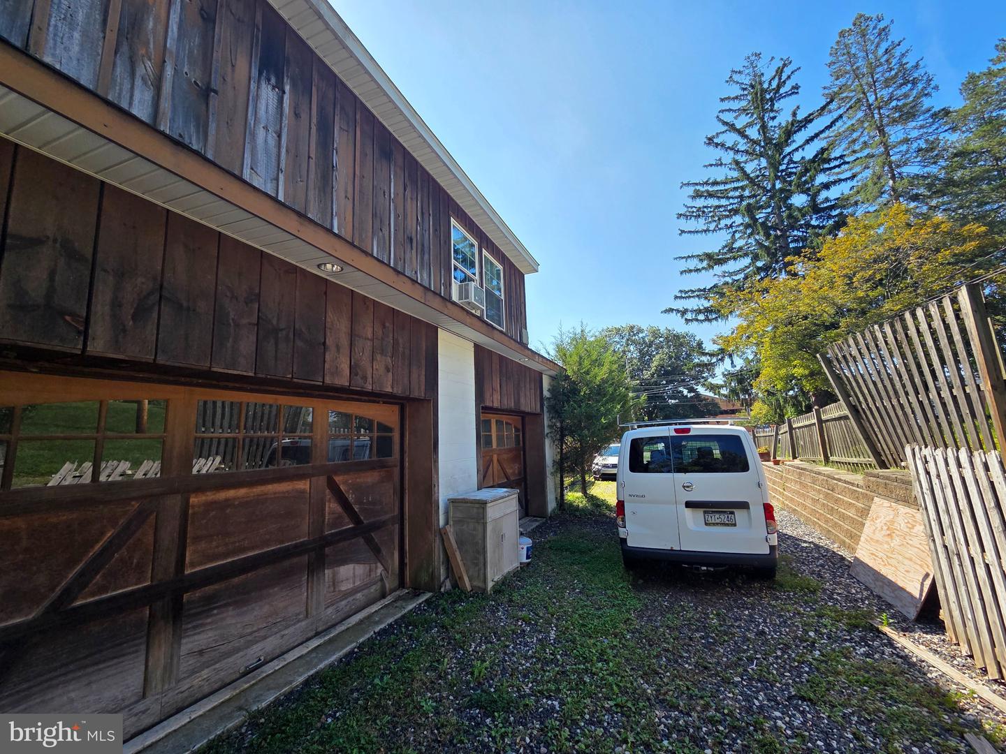 153 E Pothouse Rd E Property Photo 5