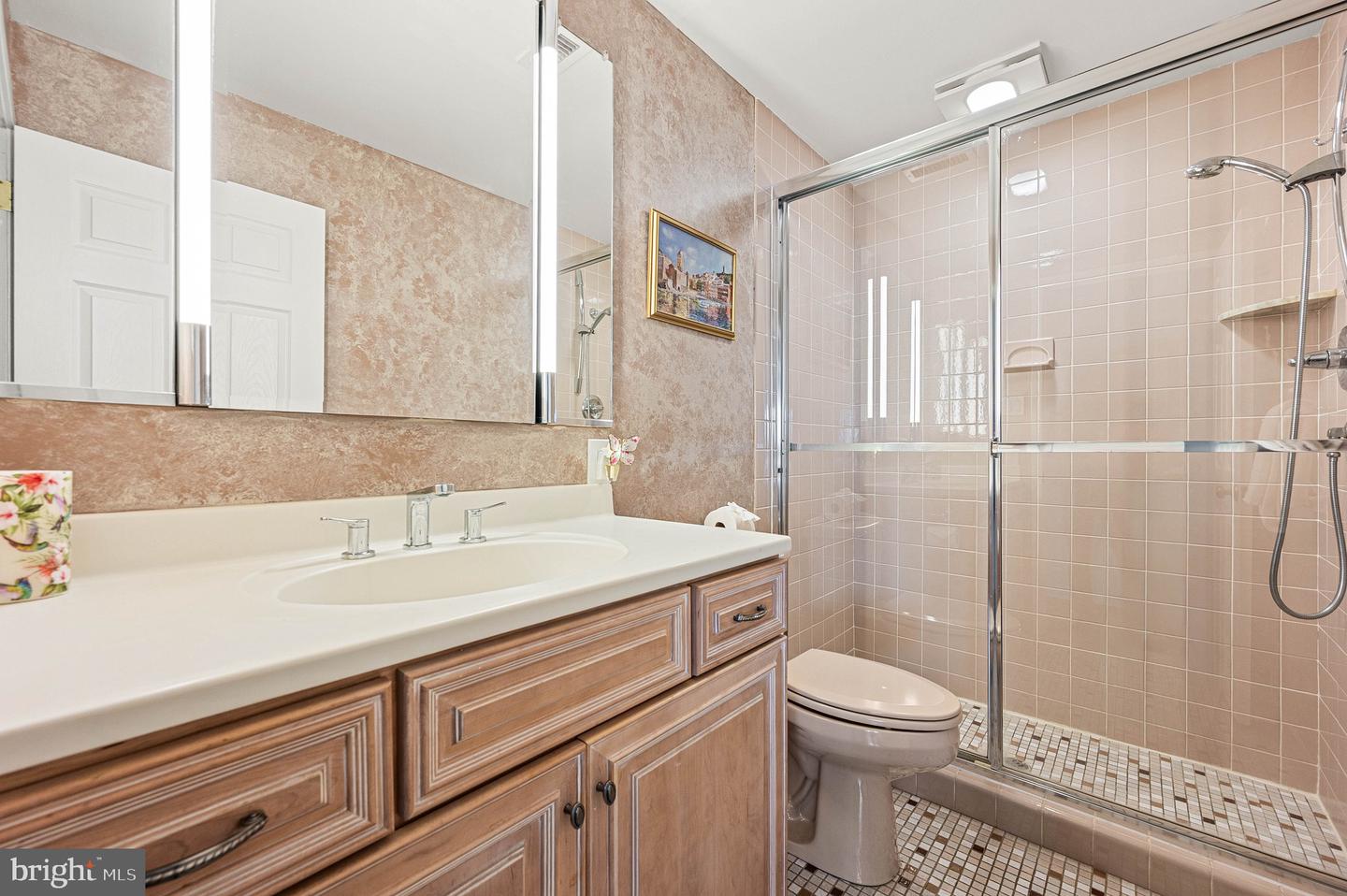 353 Devon Way #353 Property Photo 18