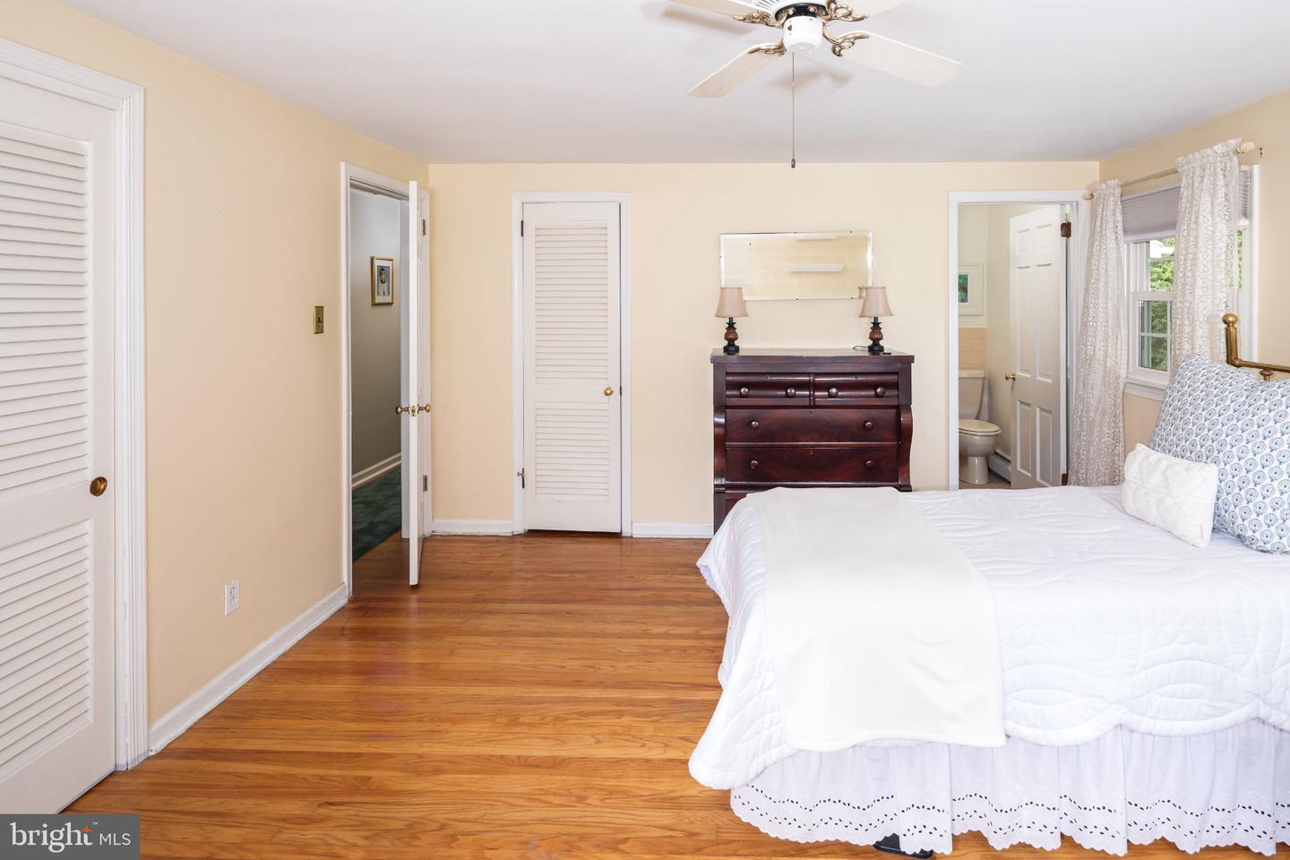 1464 Glenbrook Ln Property Photo 40